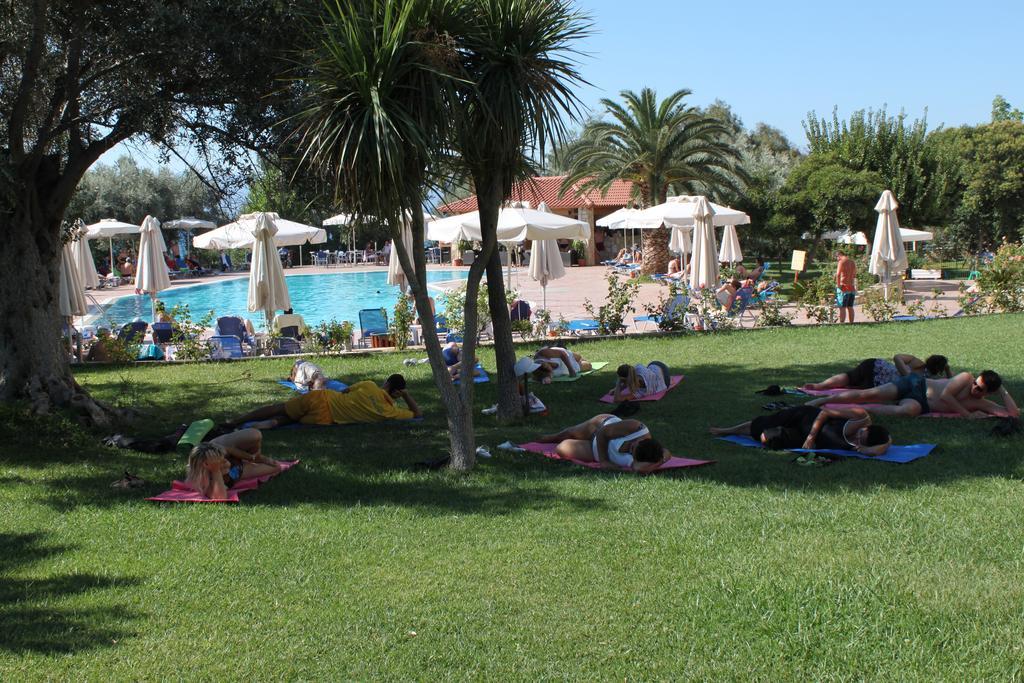 Olympic Star Hotel Amarynthos Exterior photo